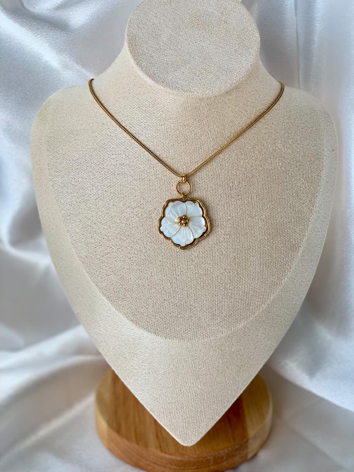 Collier Coralie