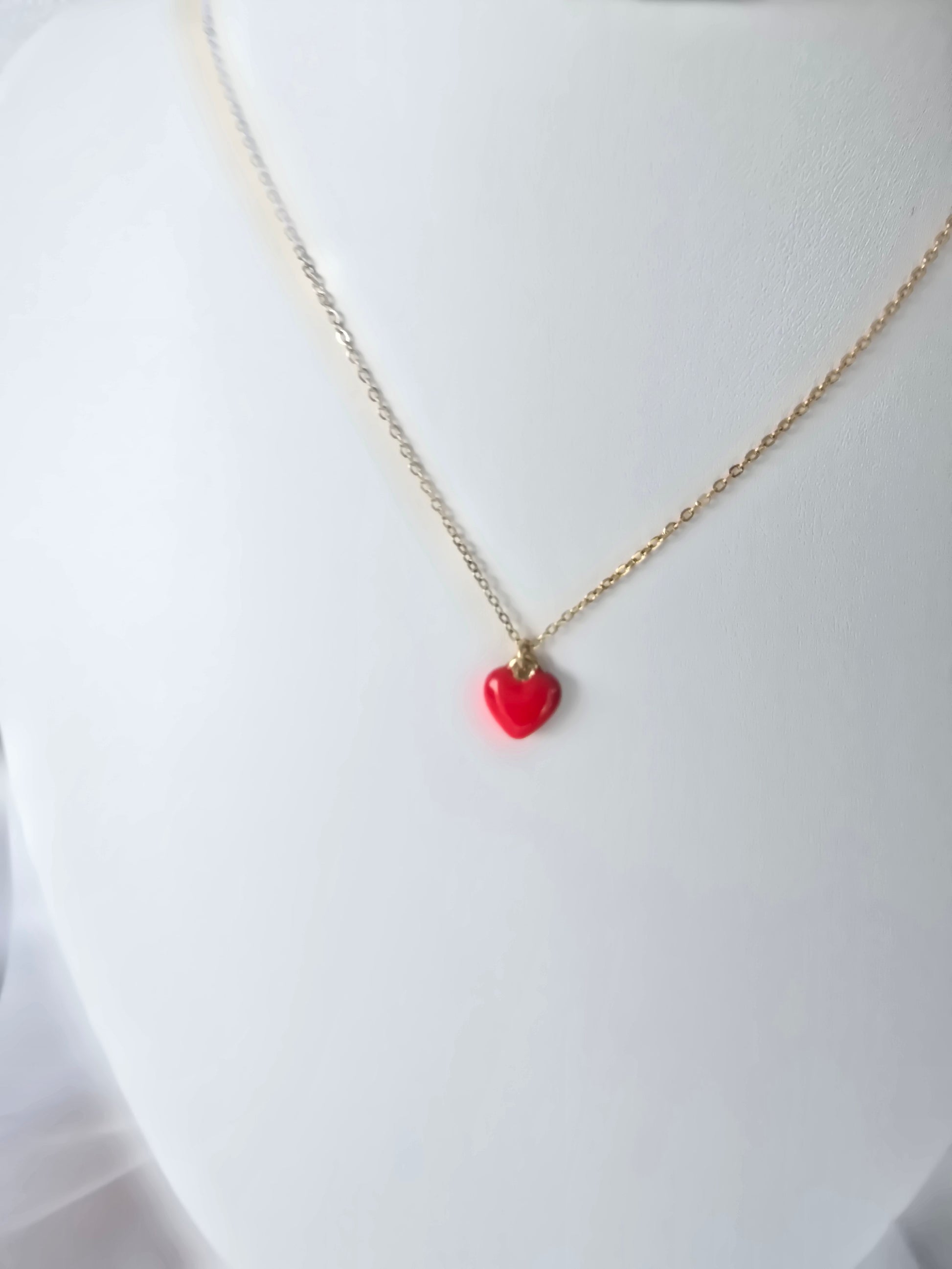 Collier LOVE