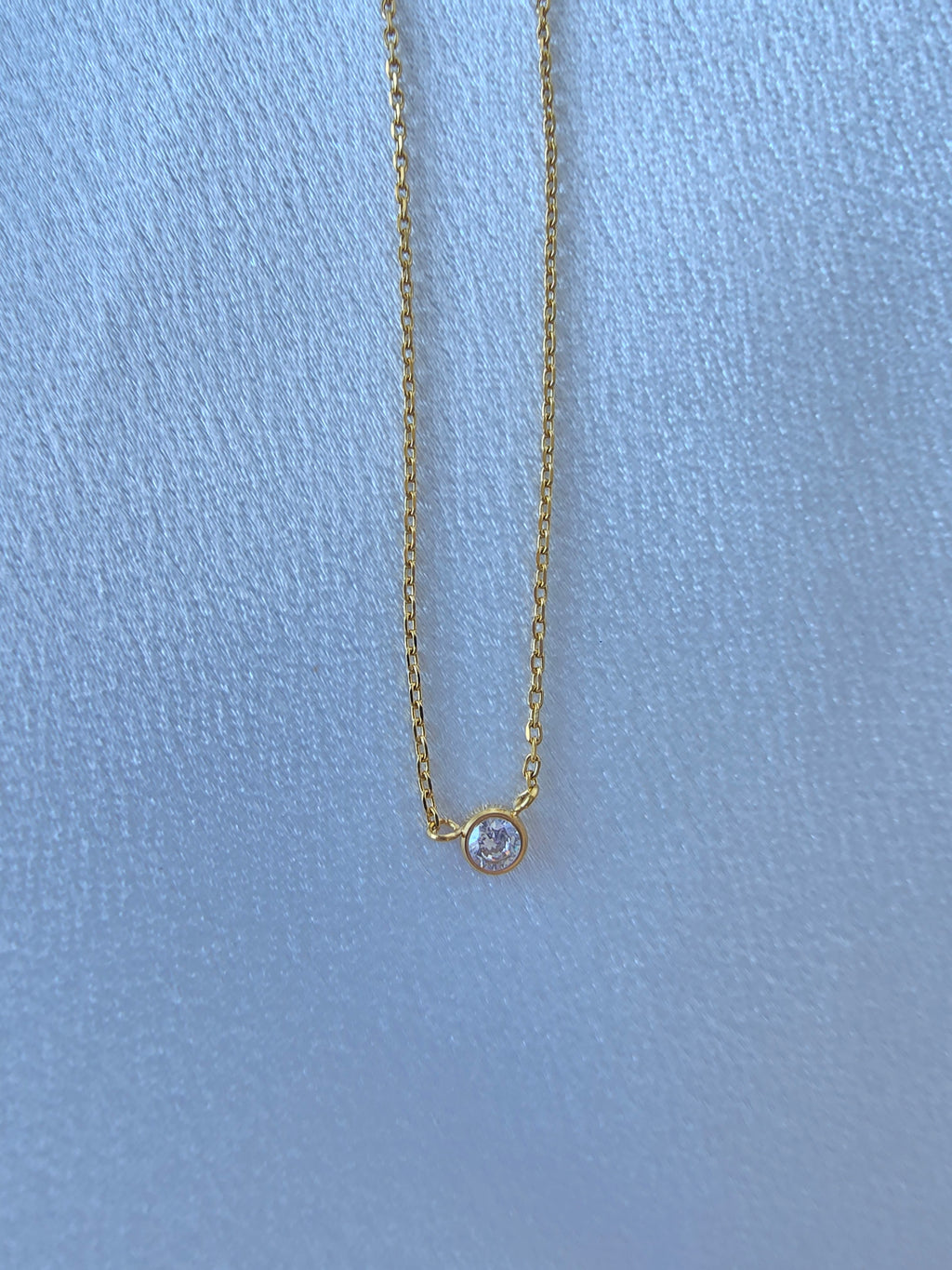 Collier JADE