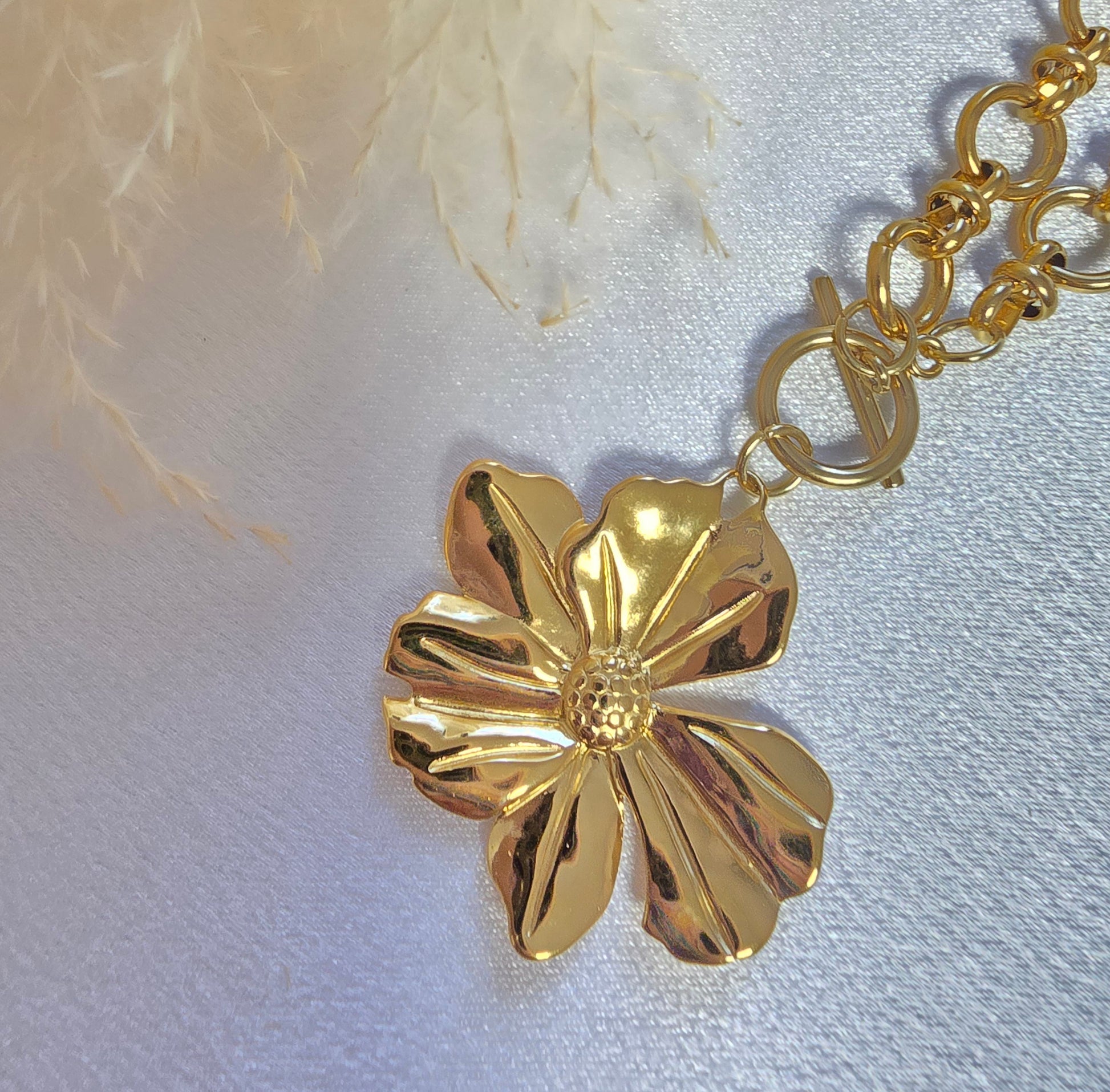 Collier KALE