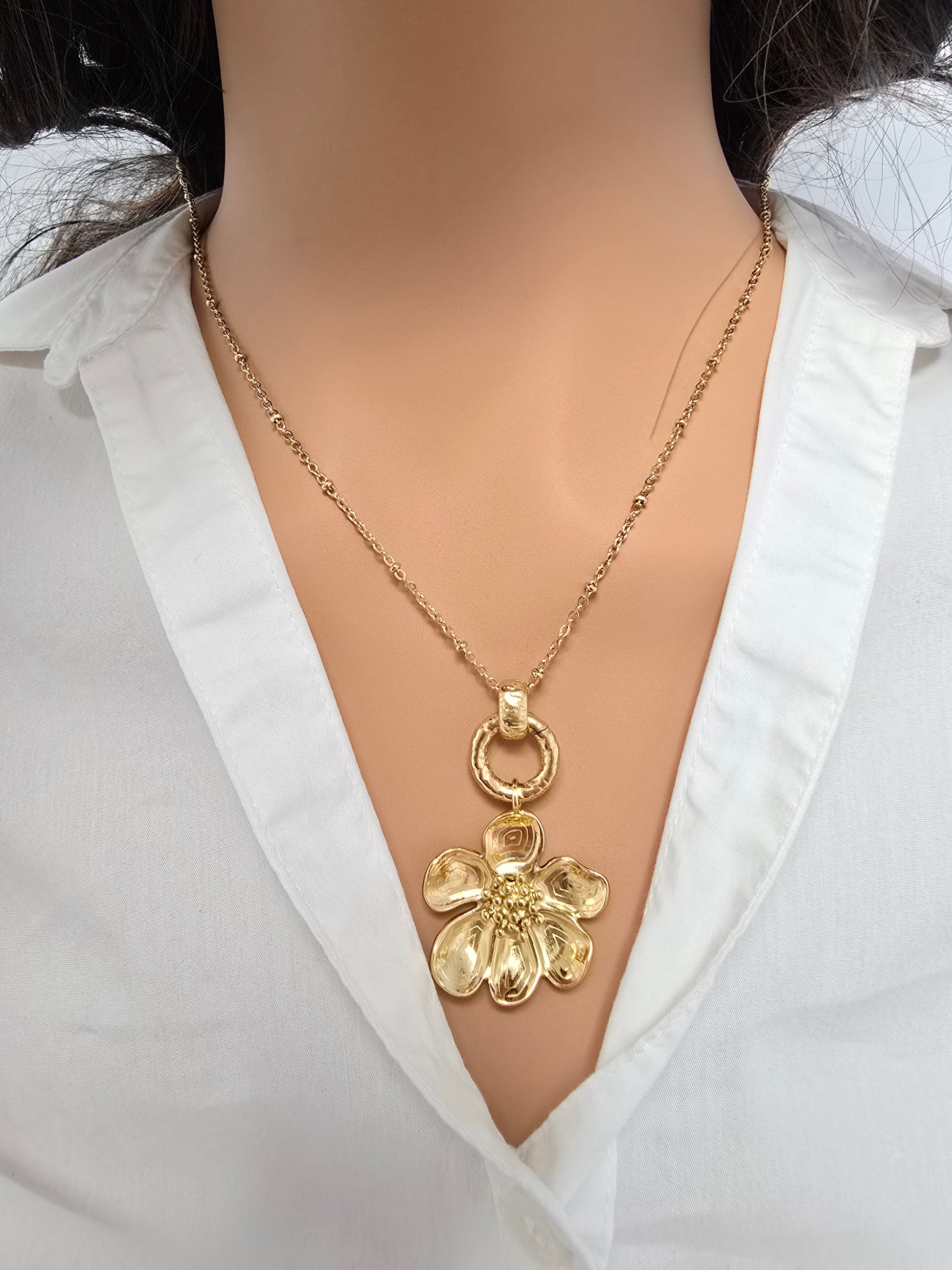 Collier KALE