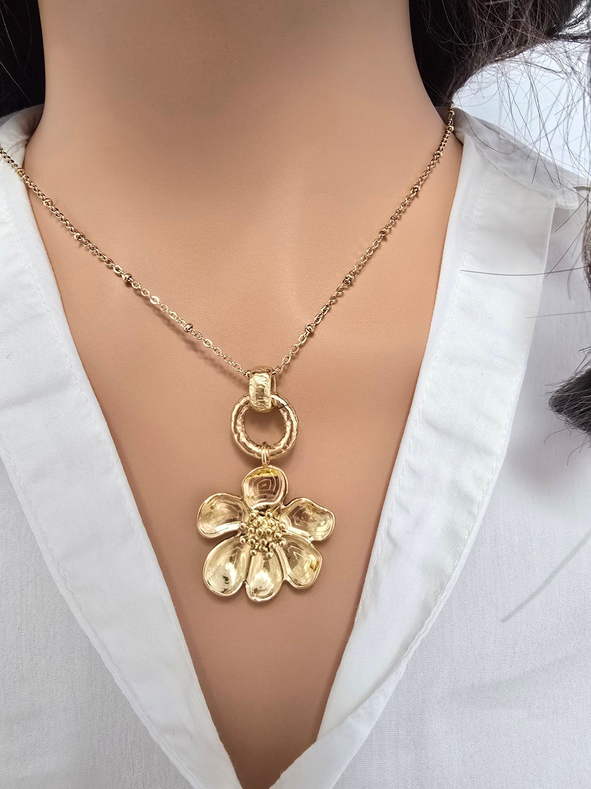 Collier KALE