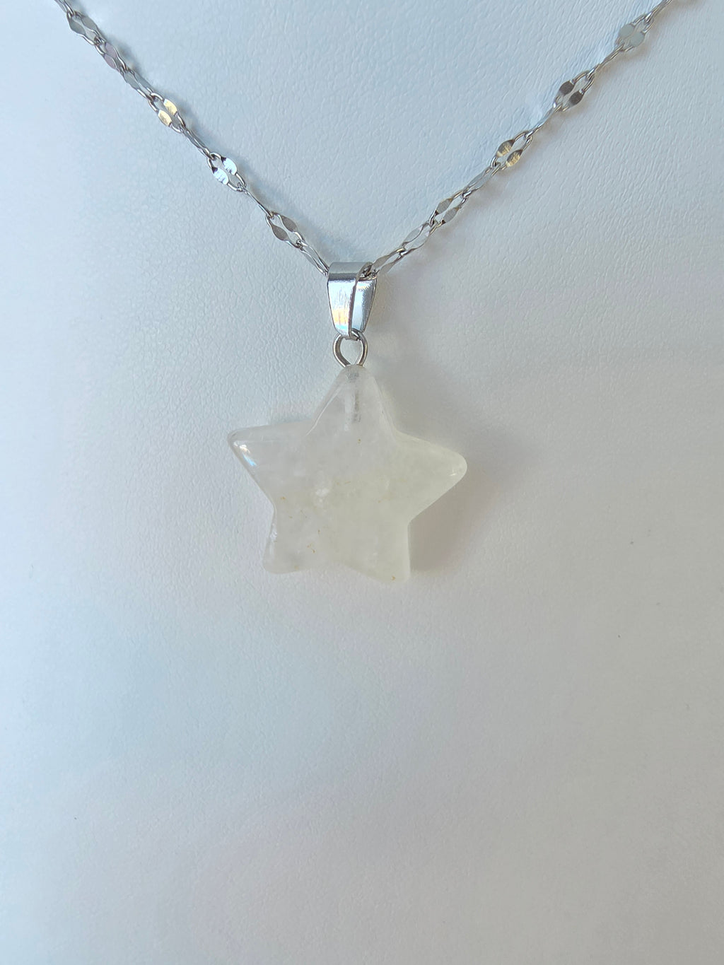 Collier et pendentif étoile en cristal de roche