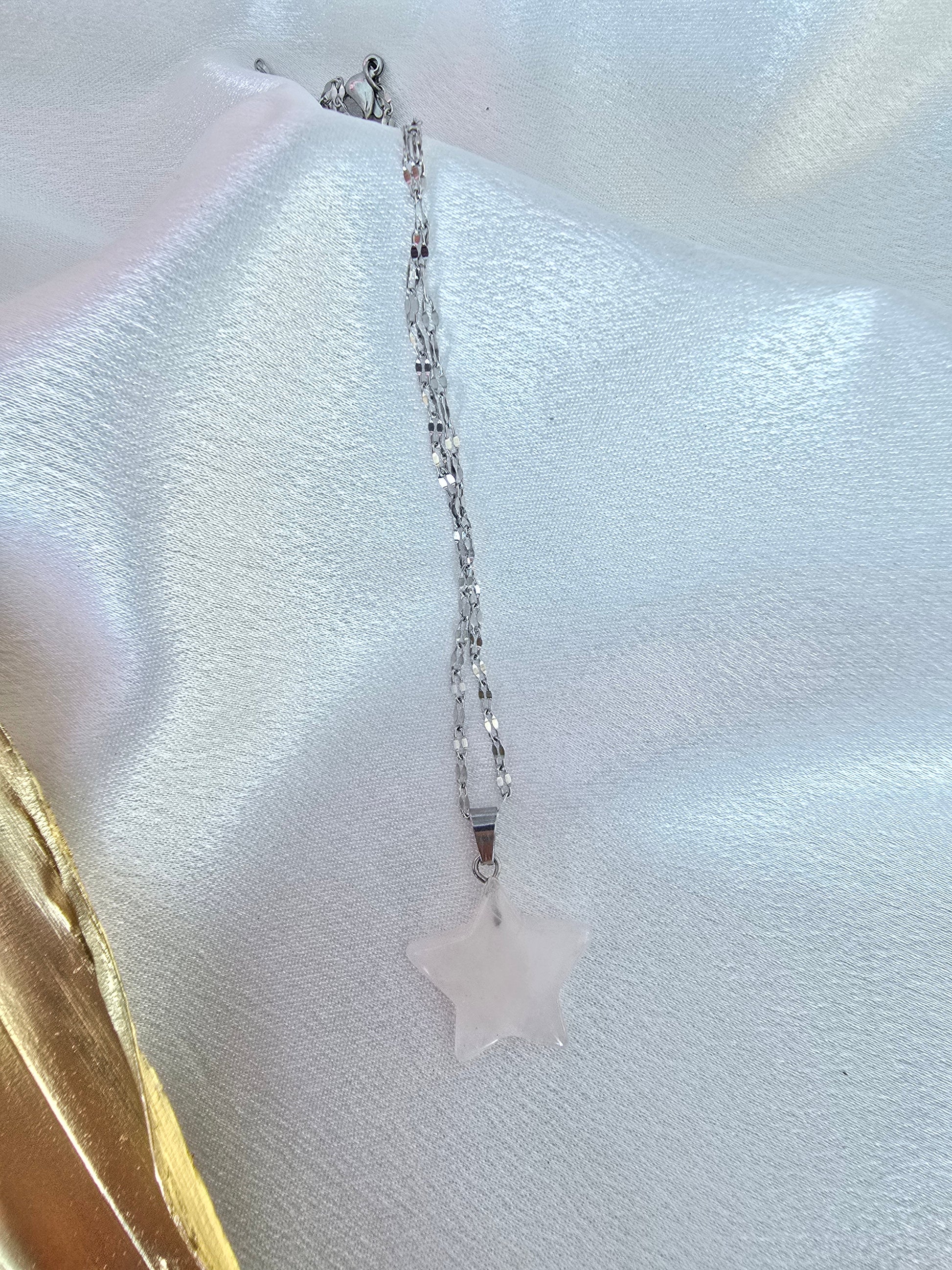 Collier et pendentif étoile quartz rose