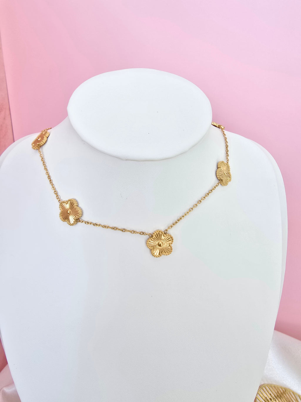 Collier NEORA
