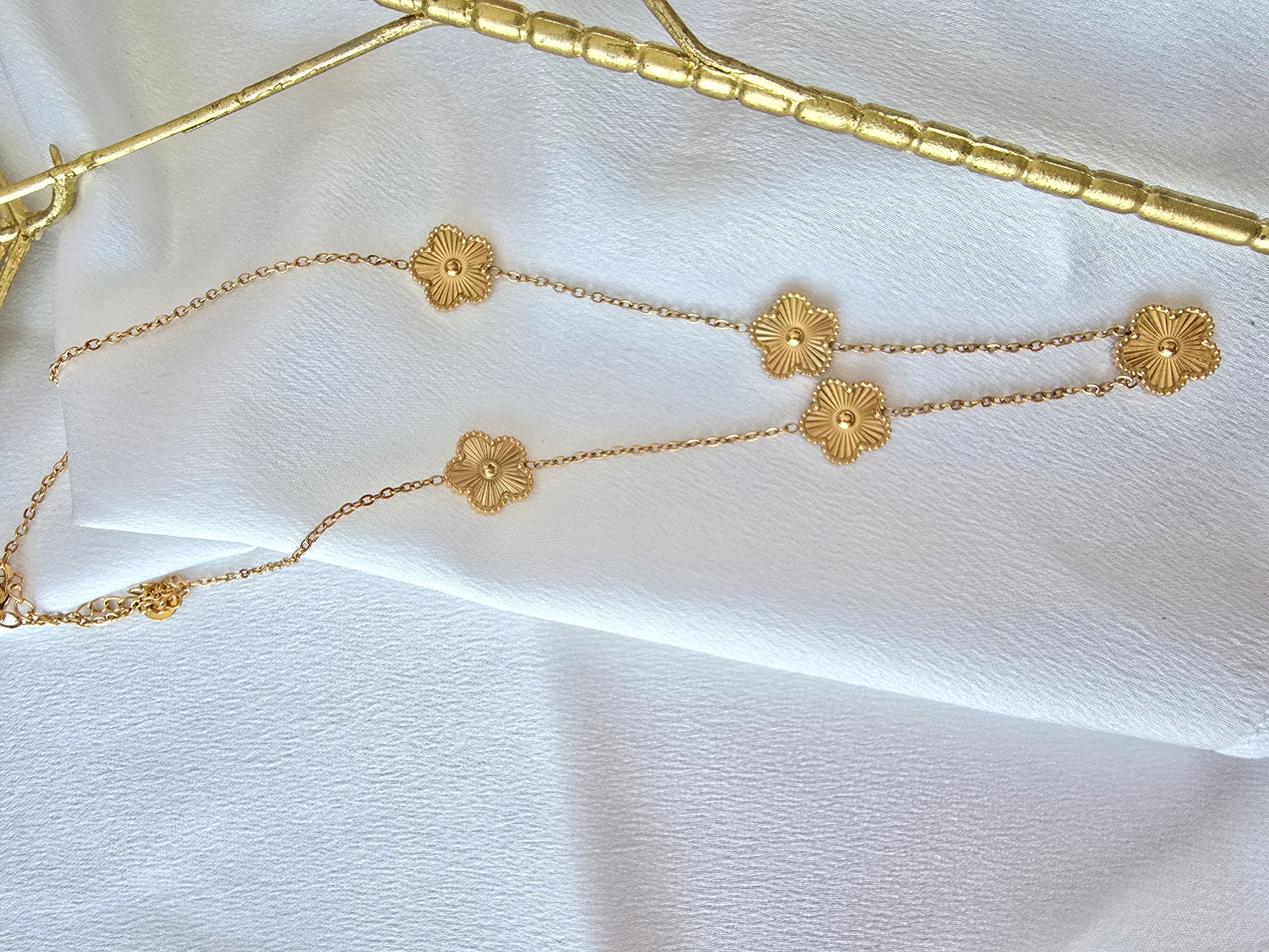 Collier NEORA