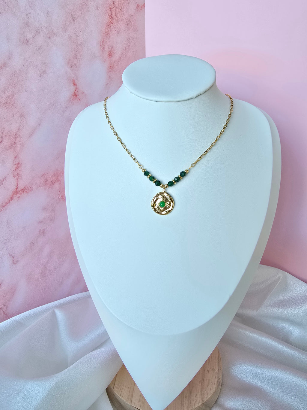 Collier Moîka